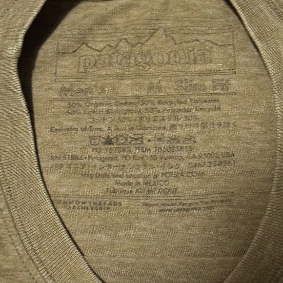 Patagonia Men’s Slim Fit Sunglasses Logo T-Shirt - Picture 4 of 4